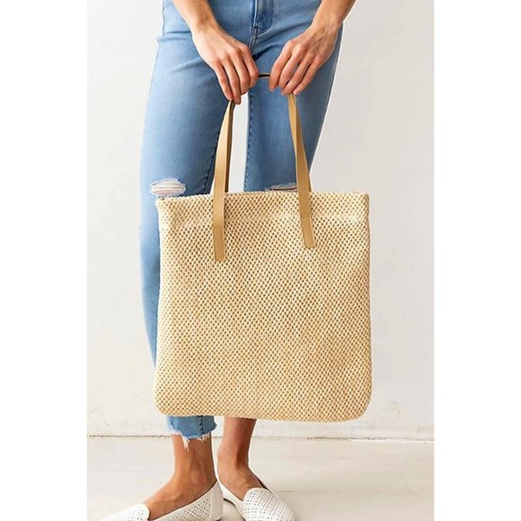 Tote Bag. Natural Color Straw. Faux Leather Straps/Handles. NWT. - Picture 2 of 2